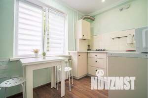 2-к квартира, посуточно, 42м2, 2/5 этаж