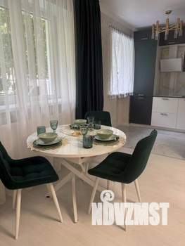 2-к квартира, посуточно, 42м2, 1/1 этаж