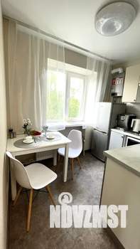 1-к квартира, посуточно, 32м2, 4/4 этаж