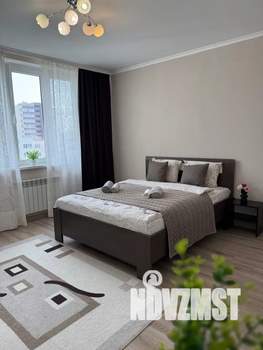 1-к квартира, посуточно, 47м2, 10/10 этаж