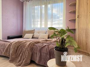1-к квартира, посуточно, 42м2, 1/1 этаж