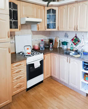 2-к квартира, на длительный срок, 77м2, 2/4 этаж