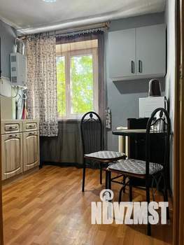 1-к квартира, посуточно, 32м2, 2/4 этаж