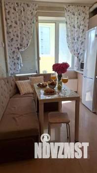 1-к квартира, посуточно, 41м2, 1/1 этаж