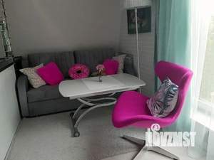 Студия квартира, посуточно, 40м2, 3/3 этаж