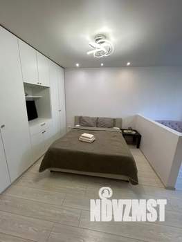 1-к квартира, посуточно, 37м2, 1/10 этаж