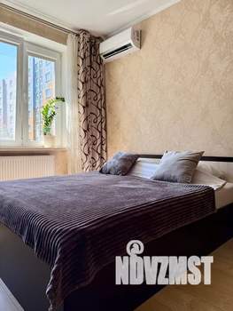 1-к квартира, посуточно, 35м2, 3/8 этаж