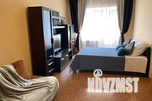 1-к квартира, посуточно, 38м2, 3/5 этаж