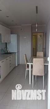 1-к квартира, посуточно, 40м2, 9/17 этаж