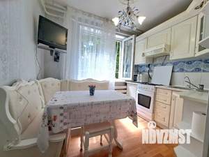 1-к квартира, посуточно, 38м2, 1/9 этаж