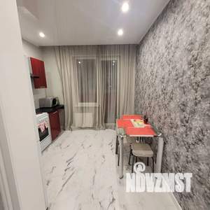 1-к квартира, посуточно, 43м2, 7/10 этаж