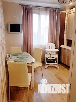 1-к квартира, посуточно, 38м2, 2/3 этаж