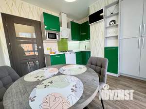 1-к квартира, посуточно, 41м2, 9/12 этаж