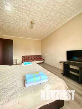 1-к квартира, посуточно, 39м2, 5/5 этаж