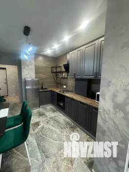 1-к квартира, посуточно, 45м2, 3/7 этаж