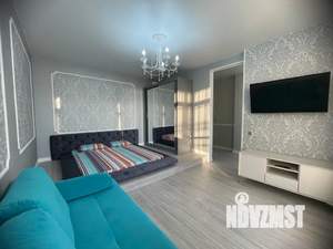 1-к квартира, посуточно, 38м2, 16/16 этаж