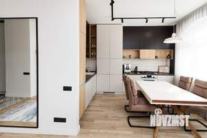 2-к квартира, посуточно, 76м2, 1/1 этаж