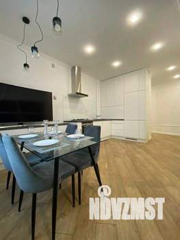 1-к квартира, посуточно, 55м2, 1/1 этаж