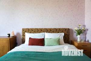 1-к квартира, посуточно, 42м2, 4/9 этаж