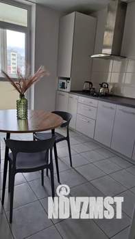 1-к квартира, посуточно, 45м2, 7/10 этаж