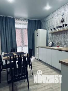 1-к квартира, посуточно, 40м2, 1/7 этаж