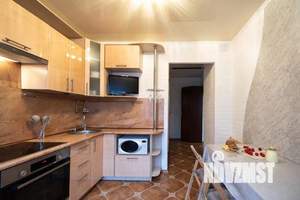 2-к квартира, посуточно, 52м2, 1/1 этаж