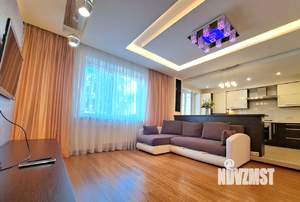 2-к квартира, на длительный срок, 65м2, 2/4 этаж