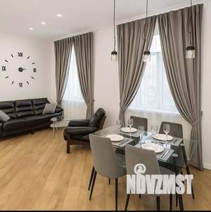 1-к квартира, посуточно, 55м2, 1/1 этаж