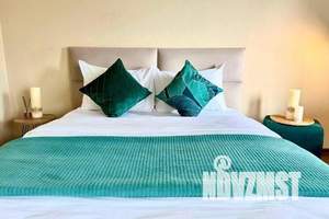 1-к квартира, посуточно, 42м2, 3/8 этаж