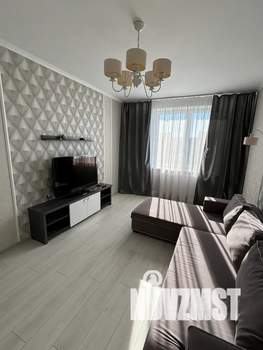 2-к квартира, посуточно, 65м2, 3/8 этаж