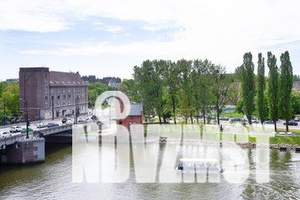 1-к квартира, посуточно, 57м2, 5/8 этаж