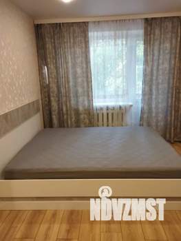 1-к квартира, посуточно, 35м2, 3/5 этаж