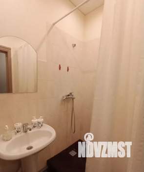 Студия квартира, посуточно, 35м2, 3/12 этаж