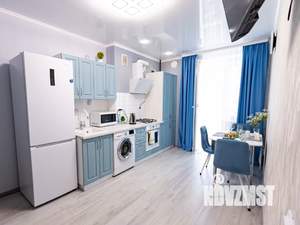 1-к квартира, посуточно, 37м2, 8/10 этаж