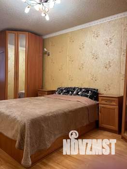 2-к квартира, посуточно, 49м2, 1/5 этаж