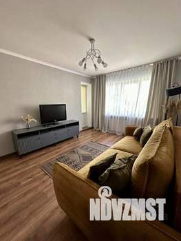 2-к квартира, посуточно, 50м2, 1/1 этаж