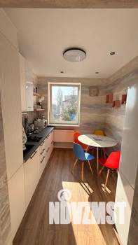 1-к квартира, посуточно, 39м2, 3/3 этаж