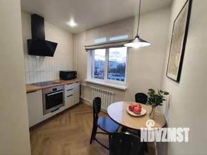 1-к квартира, посуточно, 38м2, 7/10 этаж