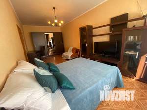 1-к квартира, посуточно, 38м2, 3/5 этаж