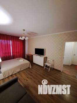 1-к квартира, посуточно, 37м2, 7/9 этаж