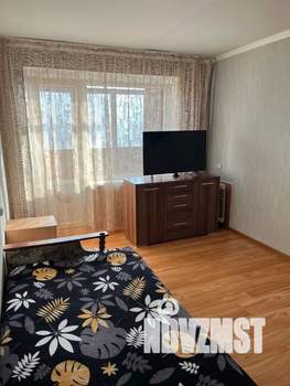 1-к квартира, посуточно, 33м2, 4/9 этаж