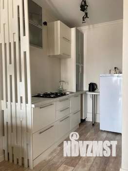 1-к квартира, посуточно, 43м2, 4/10 этаж