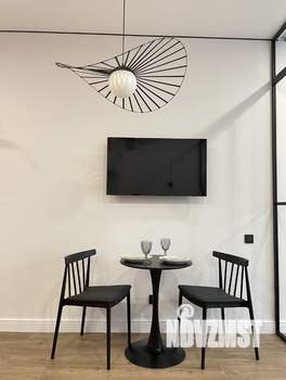 Студия квартира, посуточно, 28м2, 4/7 этаж