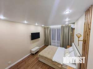 1-к квартира, посуточно, 38м2, 3/8 этаж