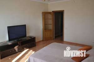 2-к квартира, посуточно, 58м2, 1/1 этаж