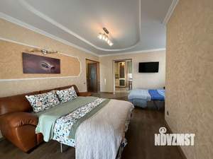 2-к квартира, посуточно, 60м2, 1/1 этаж