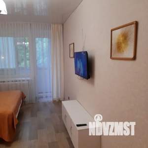 1-к квартира, посуточно, 32м2, 1/5 этаж