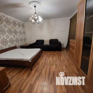 1-к квартира, посуточно, 45м2, 3/7 этаж