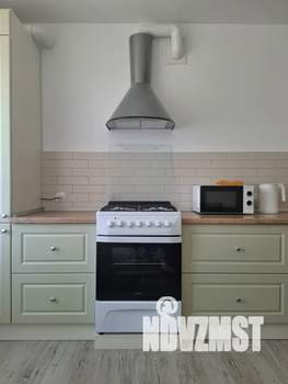 1-к квартира, посуточно, 40м2, 6/9 этаж