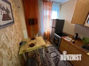 1-к квартира, посуточно, 40м2, 6/9 этаж